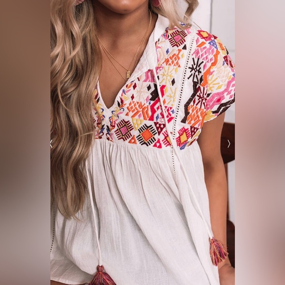 THML Embroidered Top - Picture 2 of 10